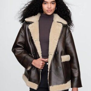 gap | reversible recycled vegan leather sherpa jacket | XL | sustainable | fall